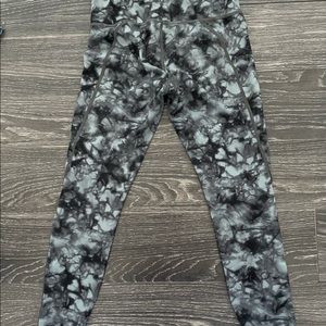 Athleta 7/8 Powervita soft leggings